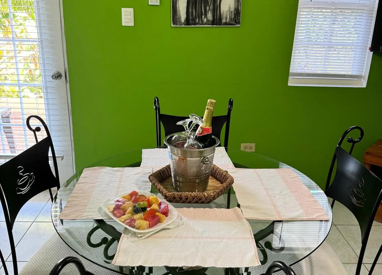Tropical Apartments Tobago Scarborough 0*,  Trinidad y Tobago